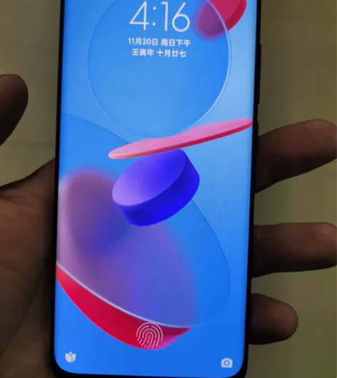 小米12  黑色 8+256 95新，三月...