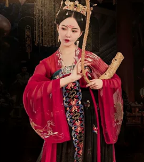 都城南庄菩提镜,有轻微瑕疵,瑕疵是因为裙子...