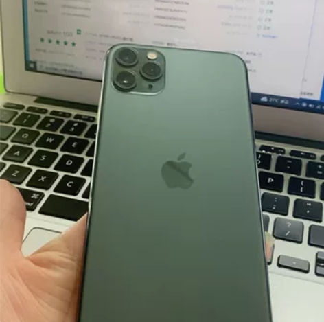 大屏三个相头的iPhone 11 Pro ...