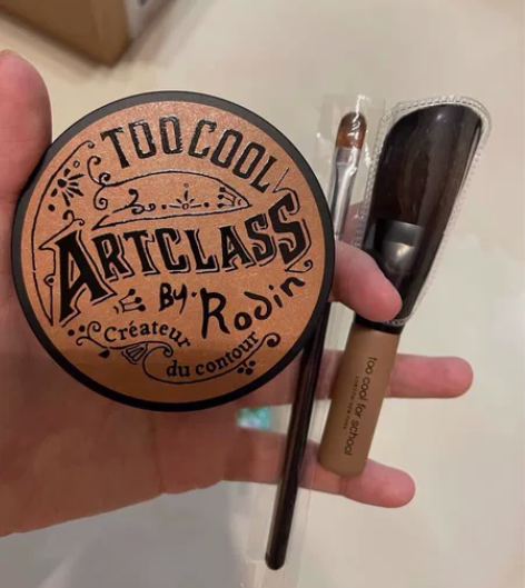 全新涂酷三色修容盘，可修饰眼影鼻影侧影 护...