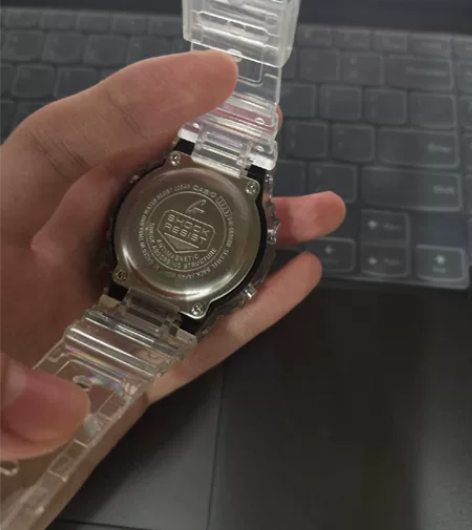 卡西欧冰韧小方块 朋友送的,因为平时本人不...