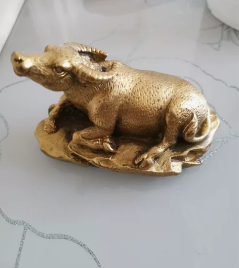 牛摆件，风水摆件，全铜，11厘米长，50包...
