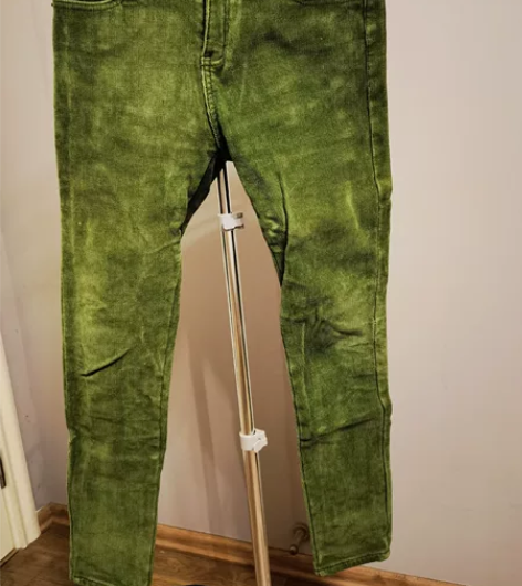【15元组】绿色灯草绒内里加绒裤子 类型：...