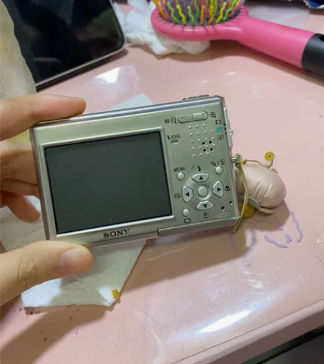 索尼t1银色,530w像素,3倍光学变焦,...