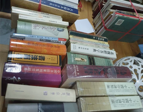 字典 字帖 散文小说 有人要吗?需要那本聊...