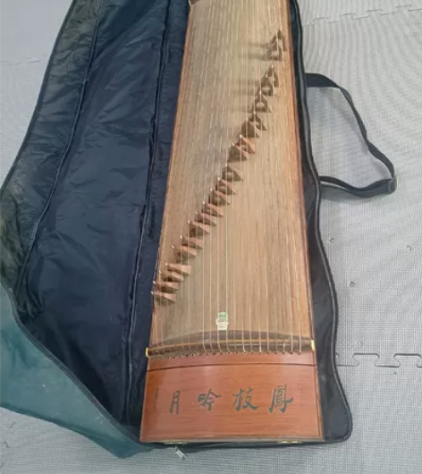 古筝，成人琴，敦煌，凤枝吟月 感兴趣的话点...