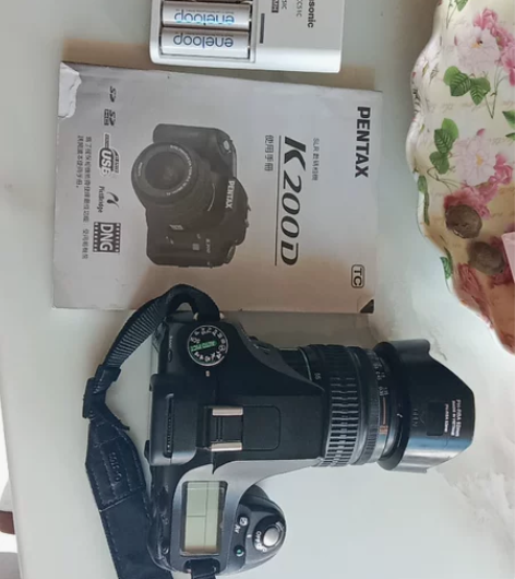 宾得K200D，经典单反，手感好，带18-...
