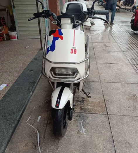 七星豹新国标电动车,5个电瓶,可上绿牌。 ...