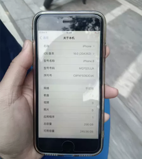 苹果8，指纹正常 可以插卡，可正常使用，美...