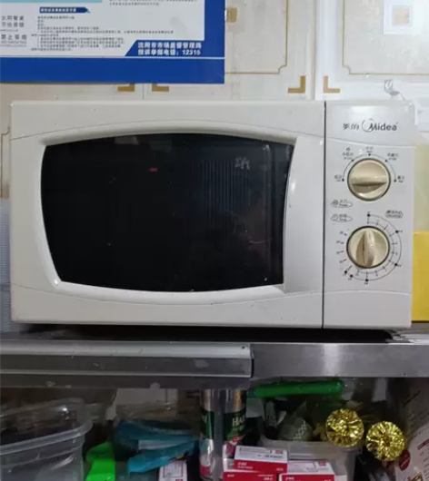 使用中微波炉,好使。80元拿走。不墨迹。 ...