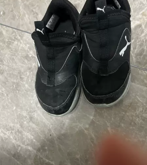 彪马  26码  今年春天买的，没有刷，有...