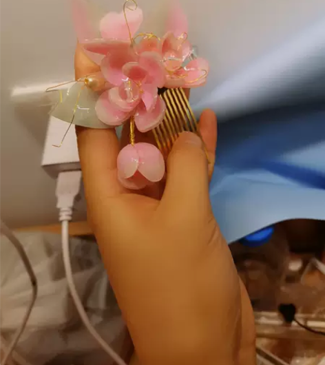 小粉花一个，超级粉～实物好看点，适合小清新...
