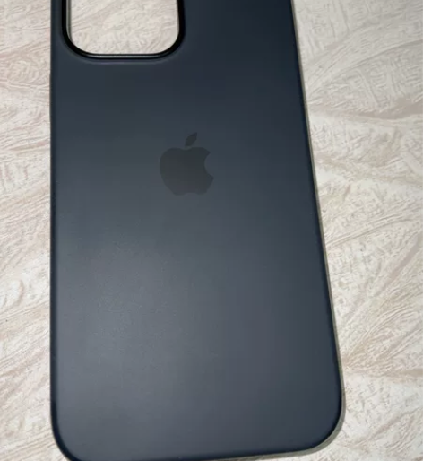 iPhone13pro Max午夜色硅胶保...
