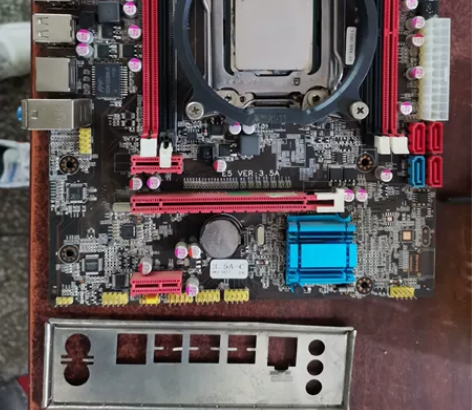 X79主板2011针 型号E5 VER：3...