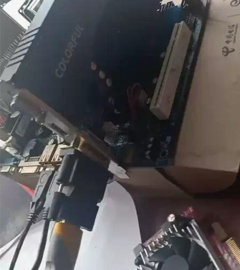 七彩虹显卡 ,型号是710 ,显存是1G,...