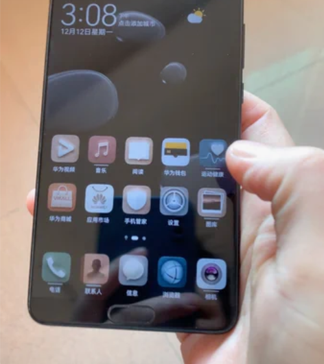 华为mate10黑色 ,6+128 成色8...