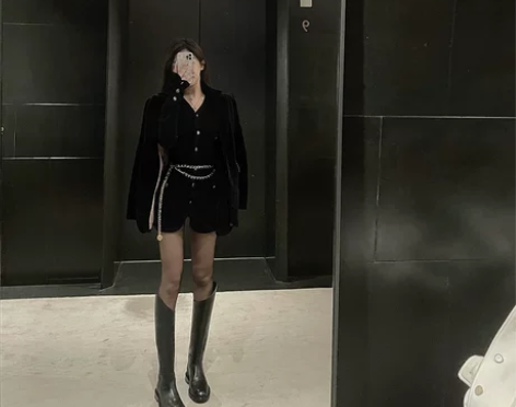 Wuuus 黑色针织连衣裙女秋冬新款气质收...
