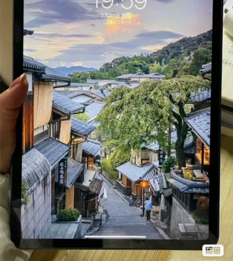 二手ipad 2020，128G送笔几乎没...