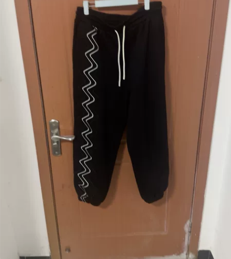 男士加绒卫裤,买来就没怎么穿过,南方的小伙...
