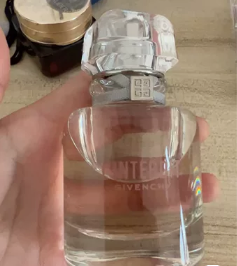 纪梵希心无禁忌香水50ml，，一年前线下购...