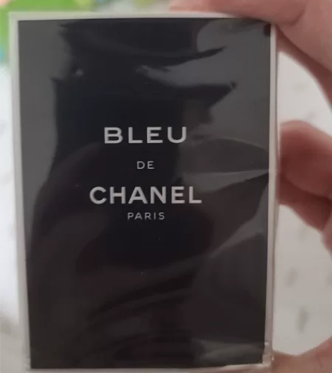 香奈儿蔚蓝男士淡香水50ml 老婆送的，我...