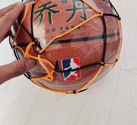 出售闲置全新篮球,充好气的包装未开 感兴趣...