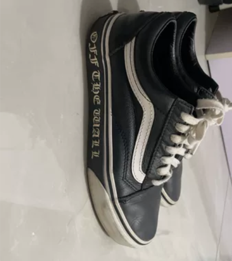 女vans  37码   闲置 感兴趣的话...