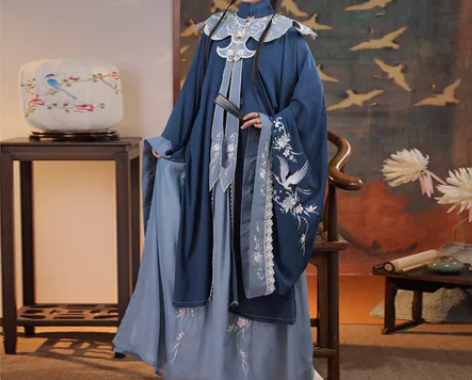 明制汉服,清梳,有吊牌,买的话还有一双小兔...
