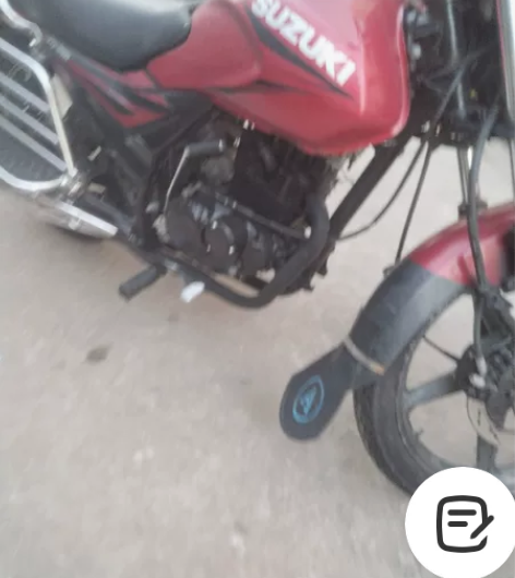 二手铃木150摩托车！有牌有证！2480元...