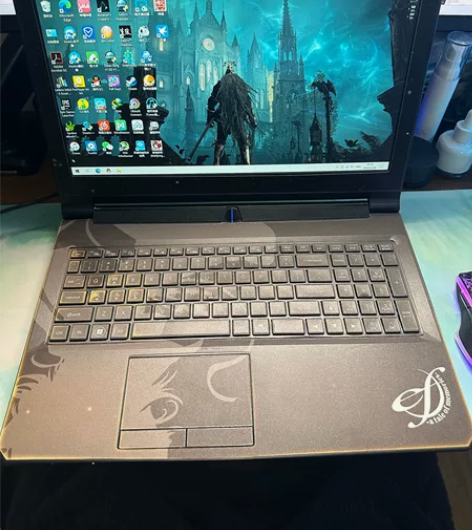 自用笔记本,型号战神z7-sp7s2,配置...