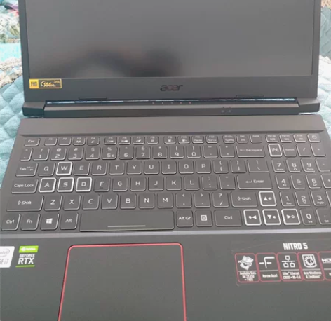 ACER 游戏本，在保4年。去年11月份买...