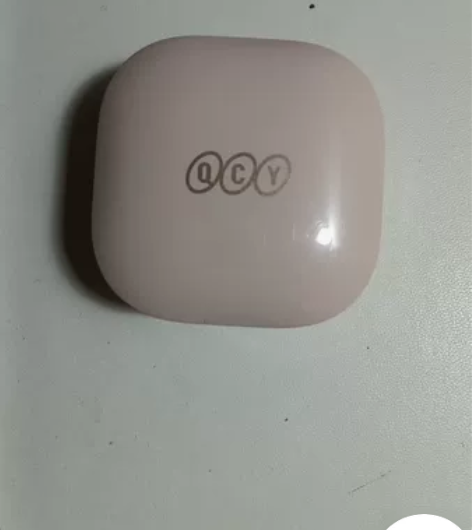 闲置蓝牙耳机,Qcy入耳式,带冲电器,触摸...