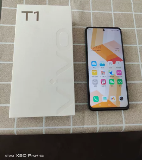 vivo t1 8+128,青色,单机+箱...