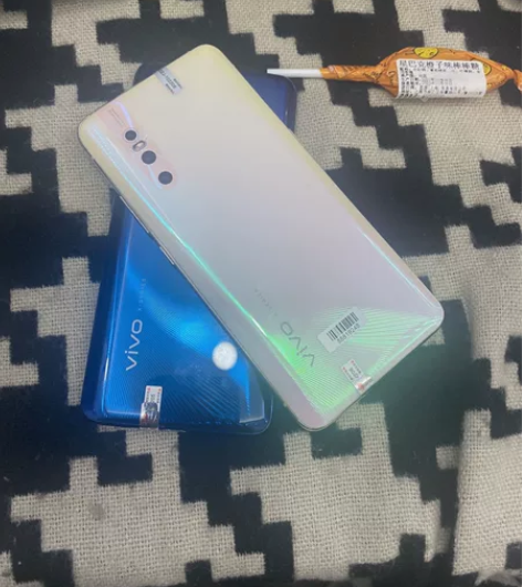 黛金粉vivo x27/安卓128G,不想...