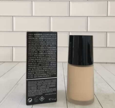 阿玛尼新款power fabric粉底,朋...