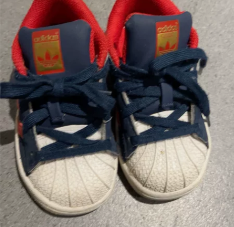 阿迪达斯Adidas童鞋 115码 阿迪的...