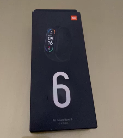 小米手环6，公司抽奖中，全新，未使用。 感...