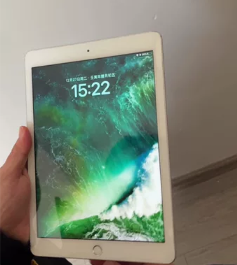 个人自用闲置ipad 第五代,大陆国行,银...