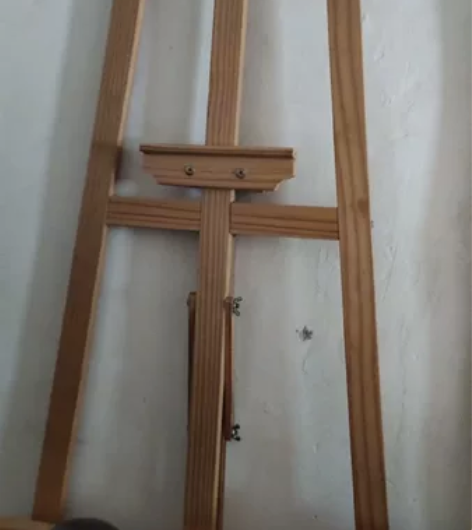 画架买来一次都没用 感兴趣的话点“我想要”...