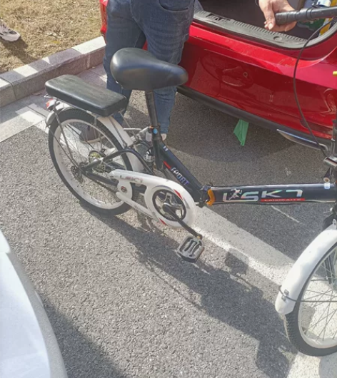 折叠自行车,九成新 ,大人学生都可骑,15...