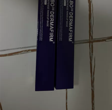 德妃紫苏隔离2支 可以分开出,有效期到25...