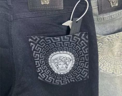黑色瓦萨琪牛仔裤男学生潮流修身小脚牛仔裤男...