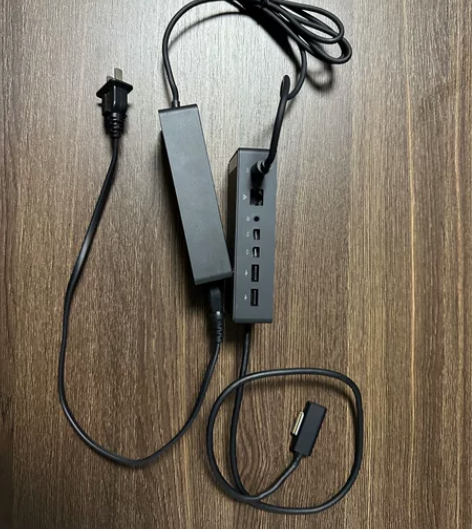 微软Surface原装扩展坞 感兴趣的话点...