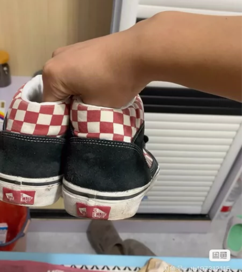 vans 42 正品无原盒 感兴趣的话点“...