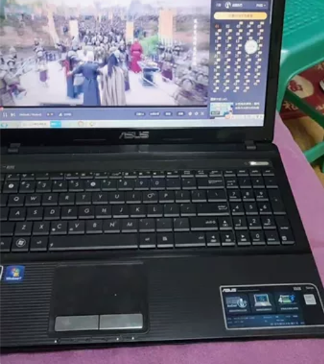华硕笔记本电脑，型号X53S，ⅰ3二代处理...