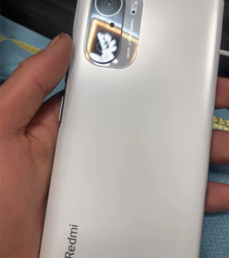 红米k40 6128 成色很新边框氧化 感...