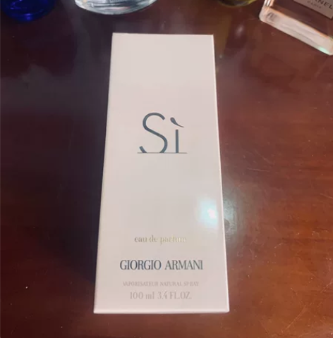 阿玛尼si挚爱香水100ml  因为怀孕了...