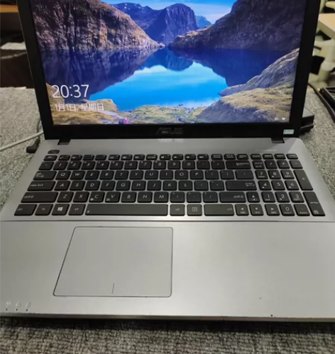 华硕 900元 华硕X550CC,15....