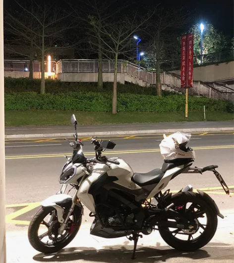 出小迅龙21年9月份车,1万1公里,改有双...