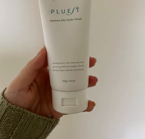 PLUEST洁面啫喱，用到图二手指位置，应...